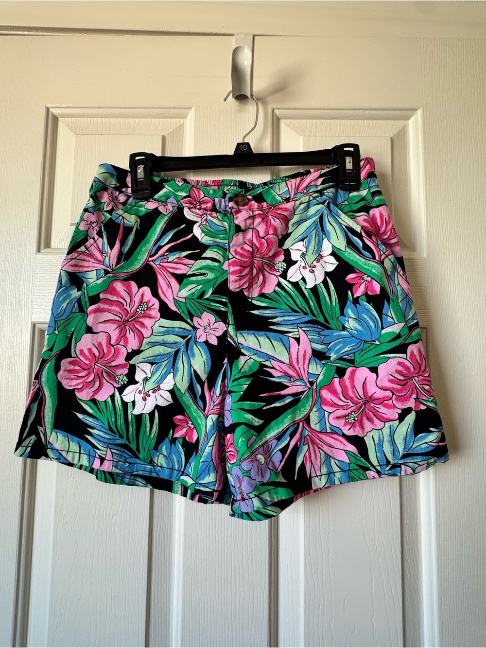 3/$15 NWT wild fable Black Tropical Floral Shorts with Pink & Green Print